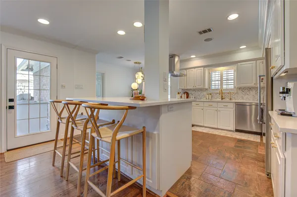 $6,500 | 407 Southchester Lane, Houston, TX 77079