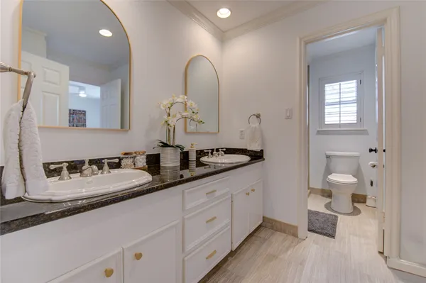 $6,500 | 407 Southchester Lane, Houston, TX 77079