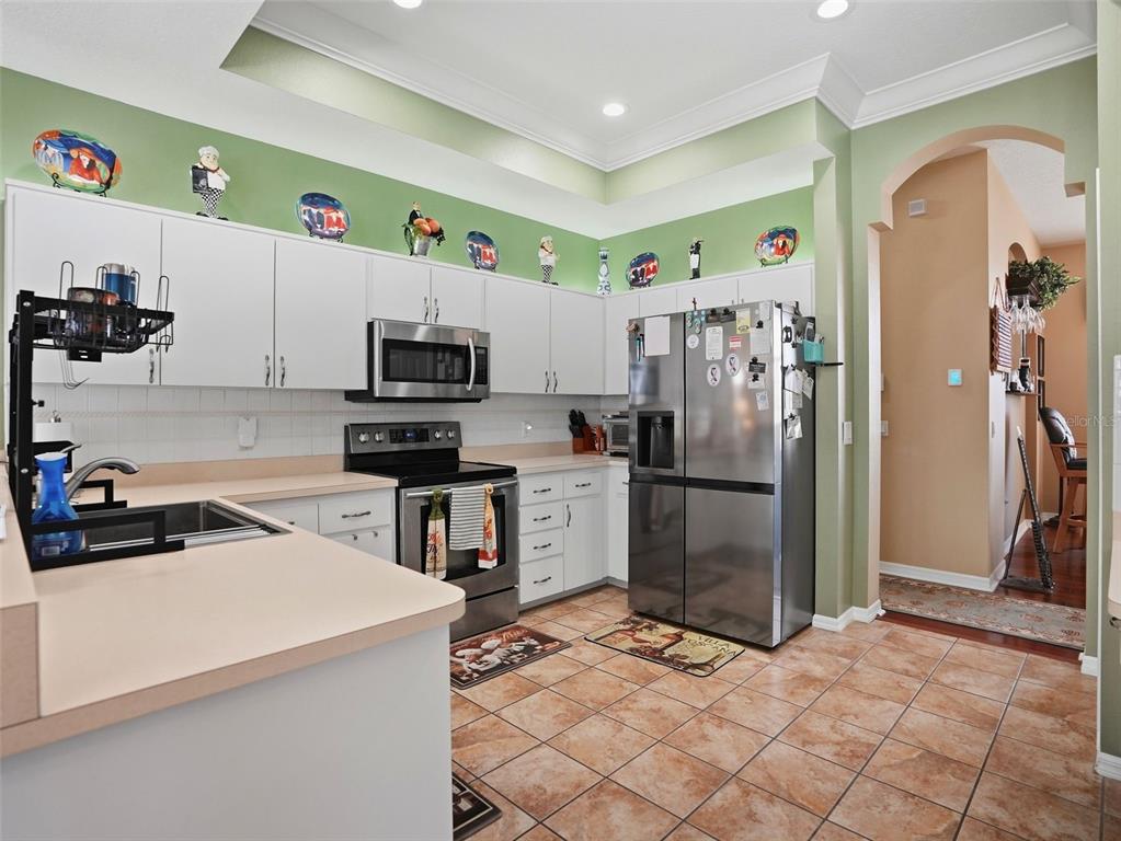 3542 Conifer Loop Spring Hill, FL 34609 - Photo 9 of 62 Gallery Image 9