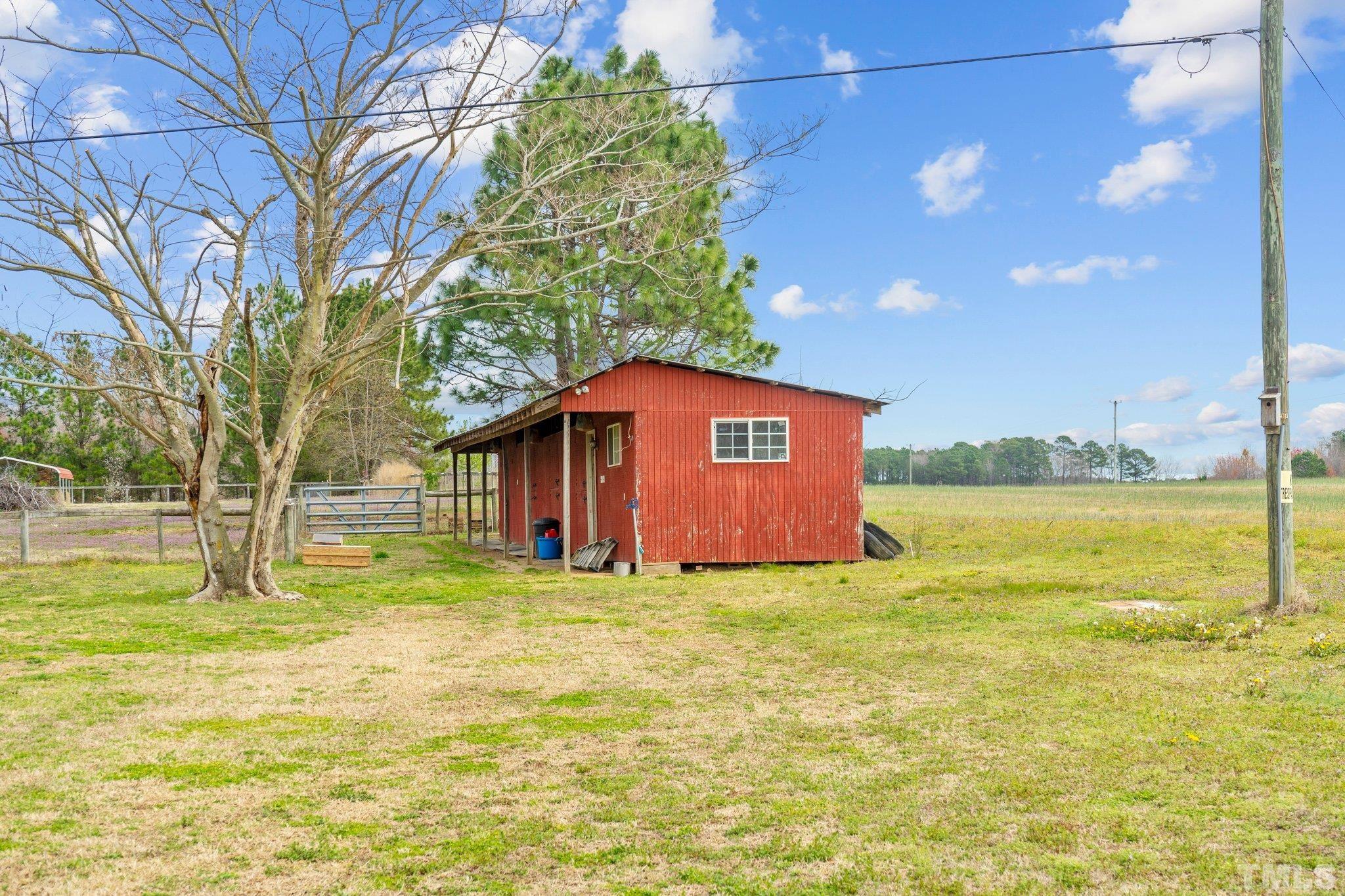 2429 Old Stage Road South Erwin, NC 28339 - Photo 8 of 36 Gallery Image 8