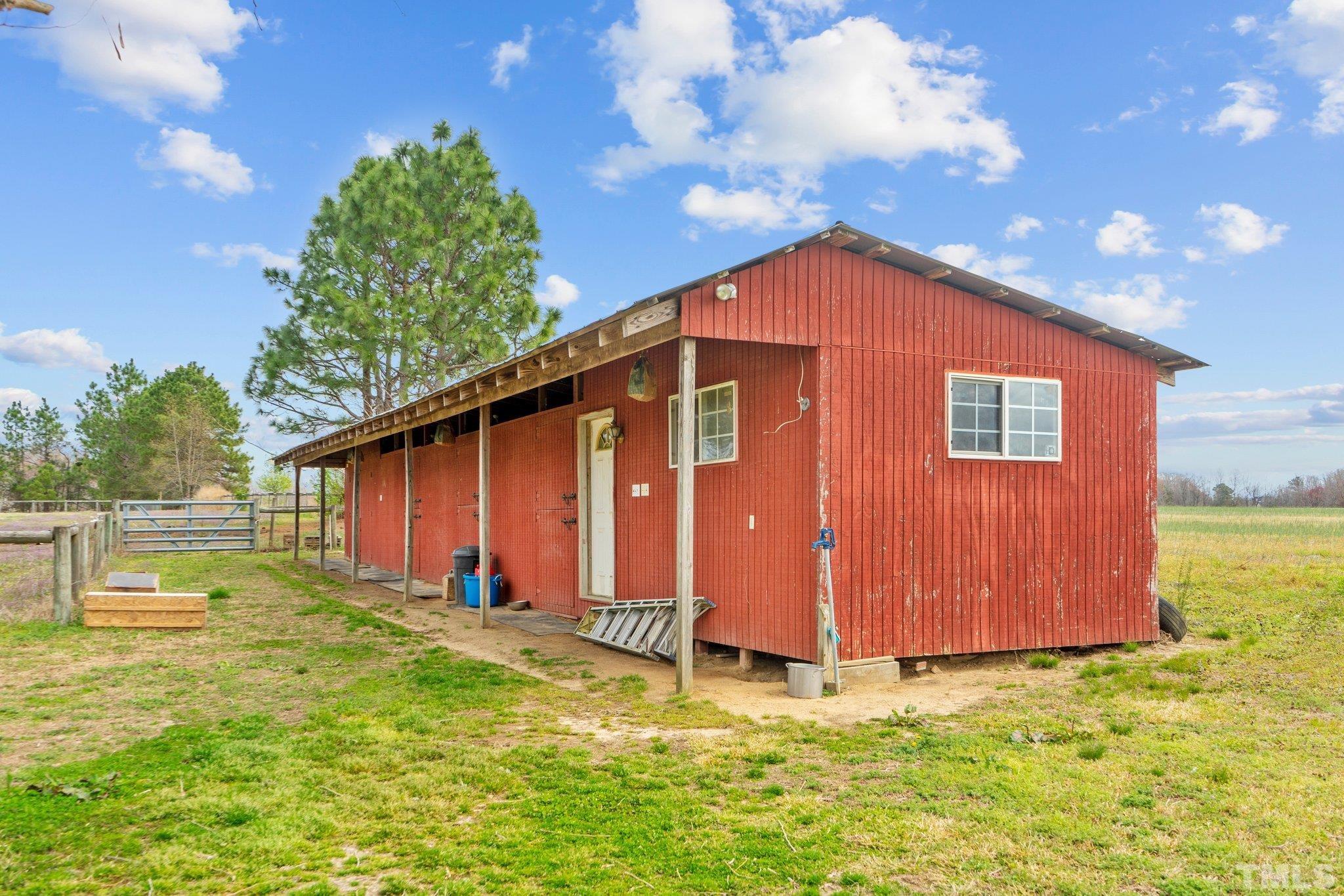 2429 Old Stage Road South Erwin, NC 28339 - Photo 9 of 36 Gallery Image 9