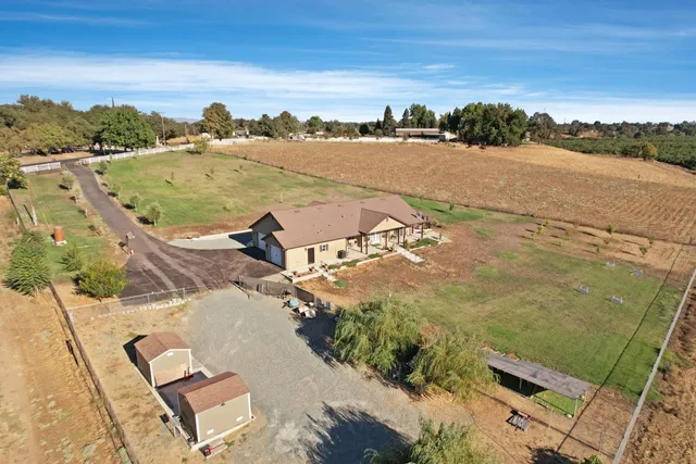 $899,500 | 23595 Mackville Road, Clements, CA 95227