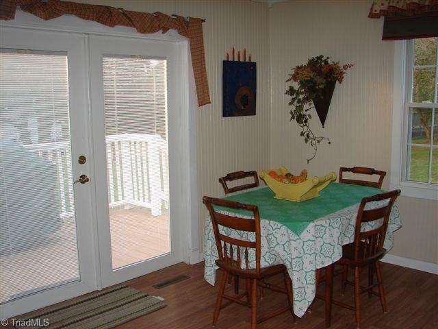 4904 Reeder Road Asheboro, NC 27205 - Photo 23 of 30 Open dining area.