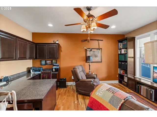 $880,000 | 2809 Dead Indian Memorial Road, Ashland, OR 97520