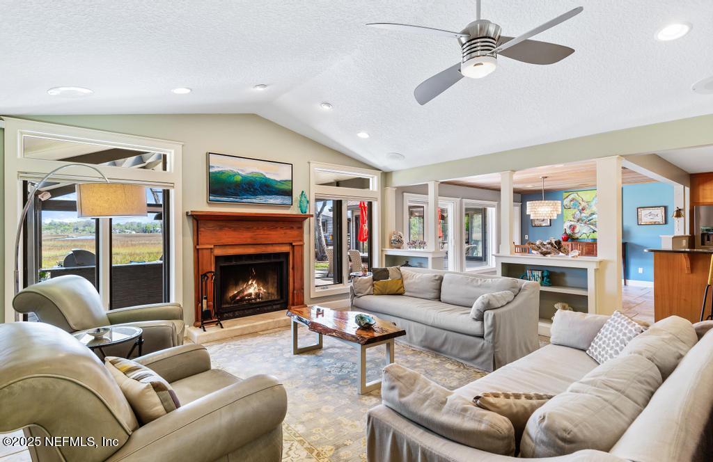 1830 Nightfall Drive Neptune Beach, FL 32266 - Photo 6 of 49 Great room