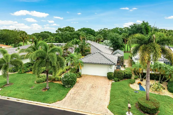 $824,900 | 46 Woods Lane, Boynton Beach, FL 33436