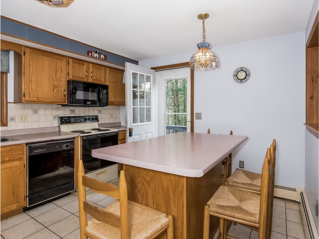 130 Little Mill Road Sandown, NH 03873 - Photo 7 of 30