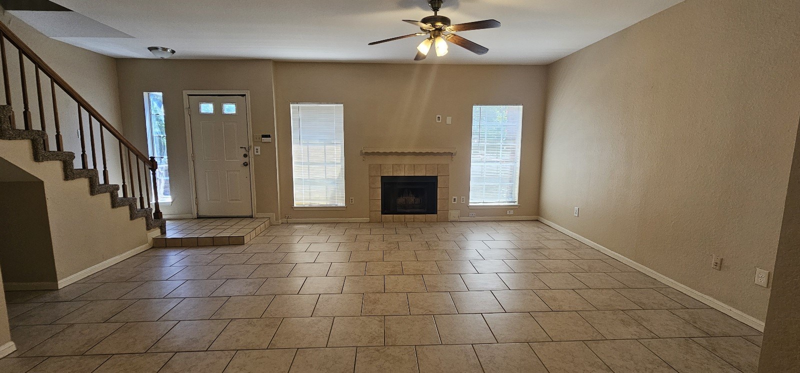 7013 Alabonson Road Houston, TX 77088 - Photo 2 of 15