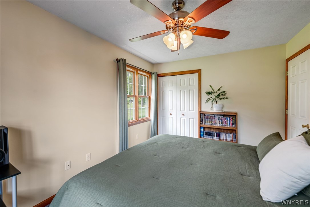 4868 Cambria Road Cambria, NY 14094 - Photo 28 of 47