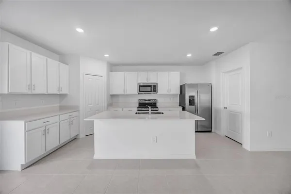 $2,495 | 7751 Abagail Drive, Lakeland, FL 33810