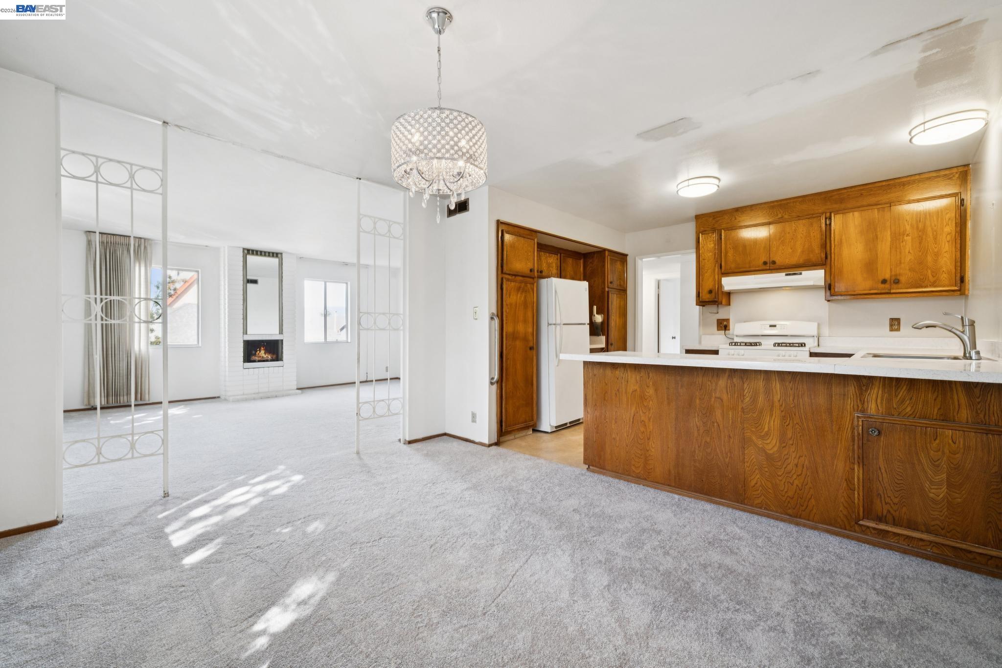 1701 Central Avenue, Unit R Alameda, CA 94501 - Photo 11 of 25