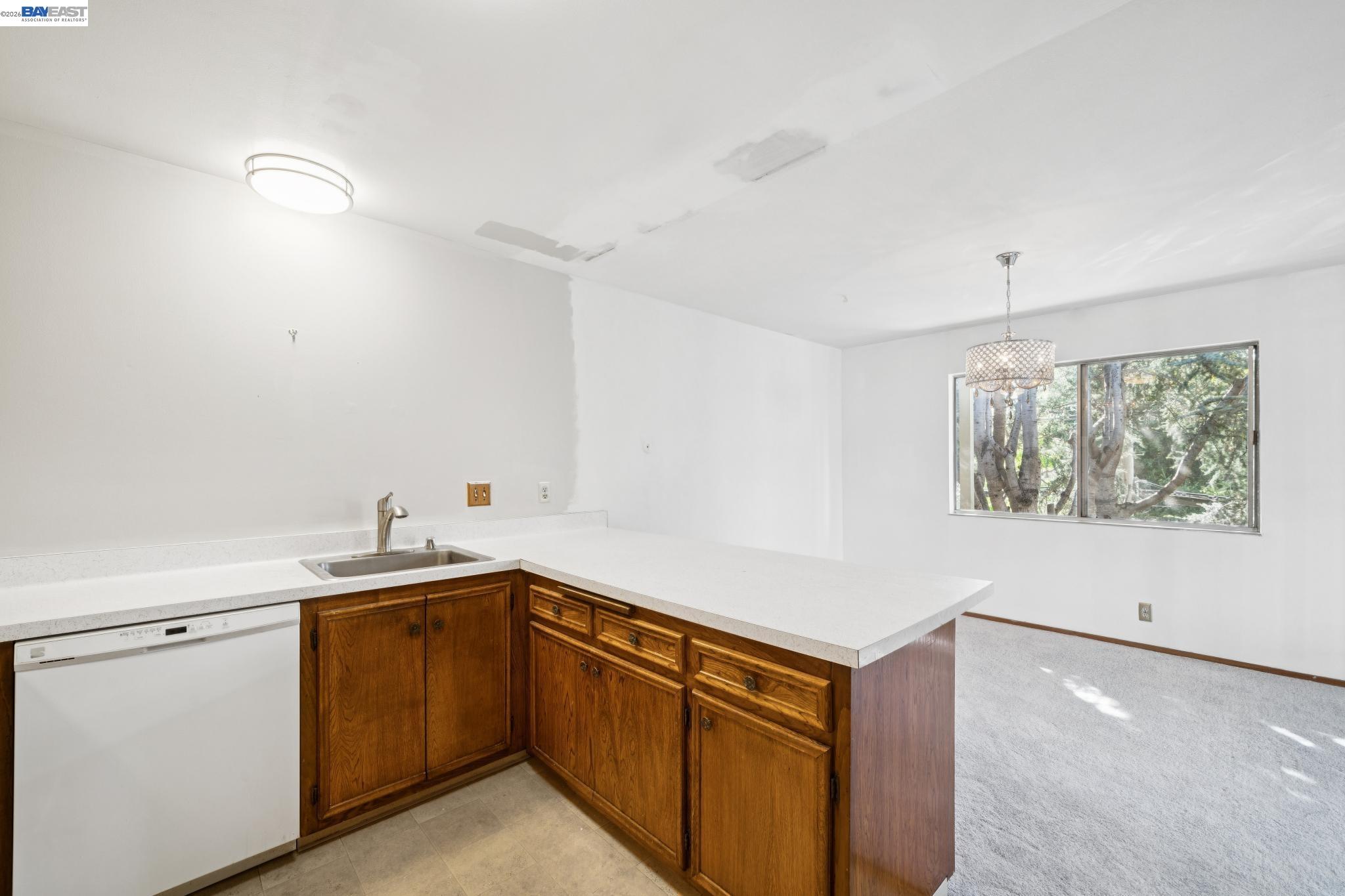 1701 Central Avenue, Unit R Alameda, CA 94501 - Photo 13 of 25