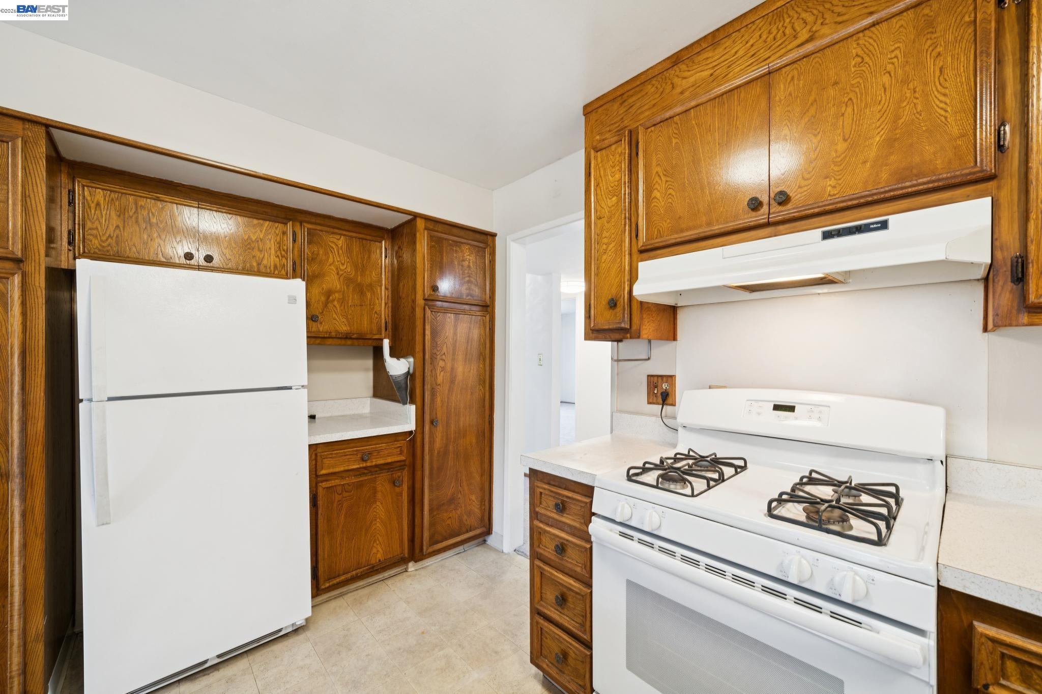 1701 Central Avenue, Unit R Alameda, CA 94501 - Photo 14 of 25