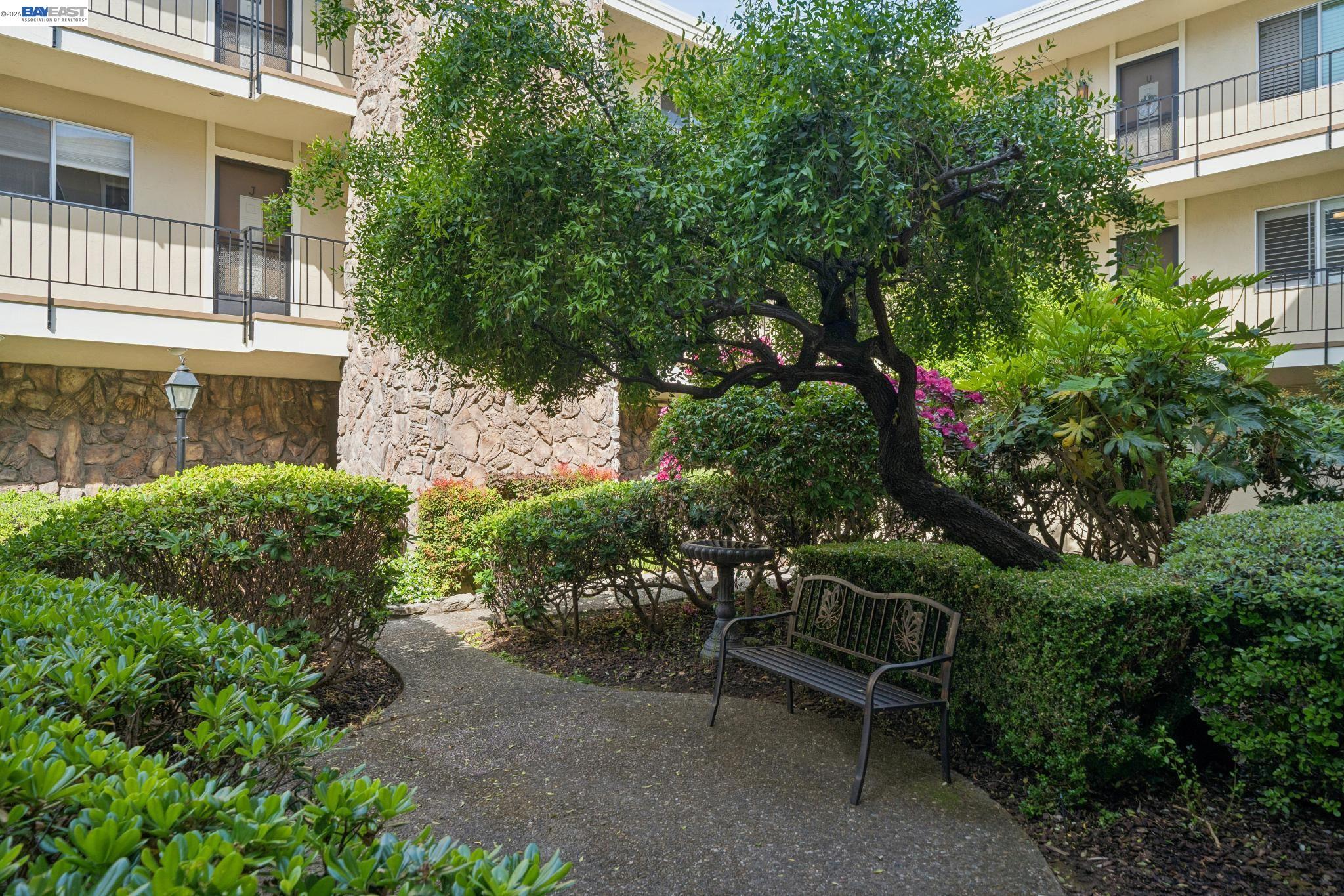 1701 Central Avenue, Unit R Alameda, CA 94501 - Photo 20 of 25