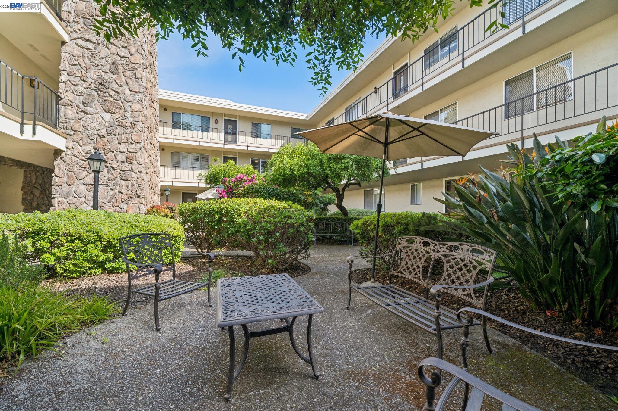 1701 Central Avenue, Unit R Alameda, CA 94501 - Photo 22 of 25