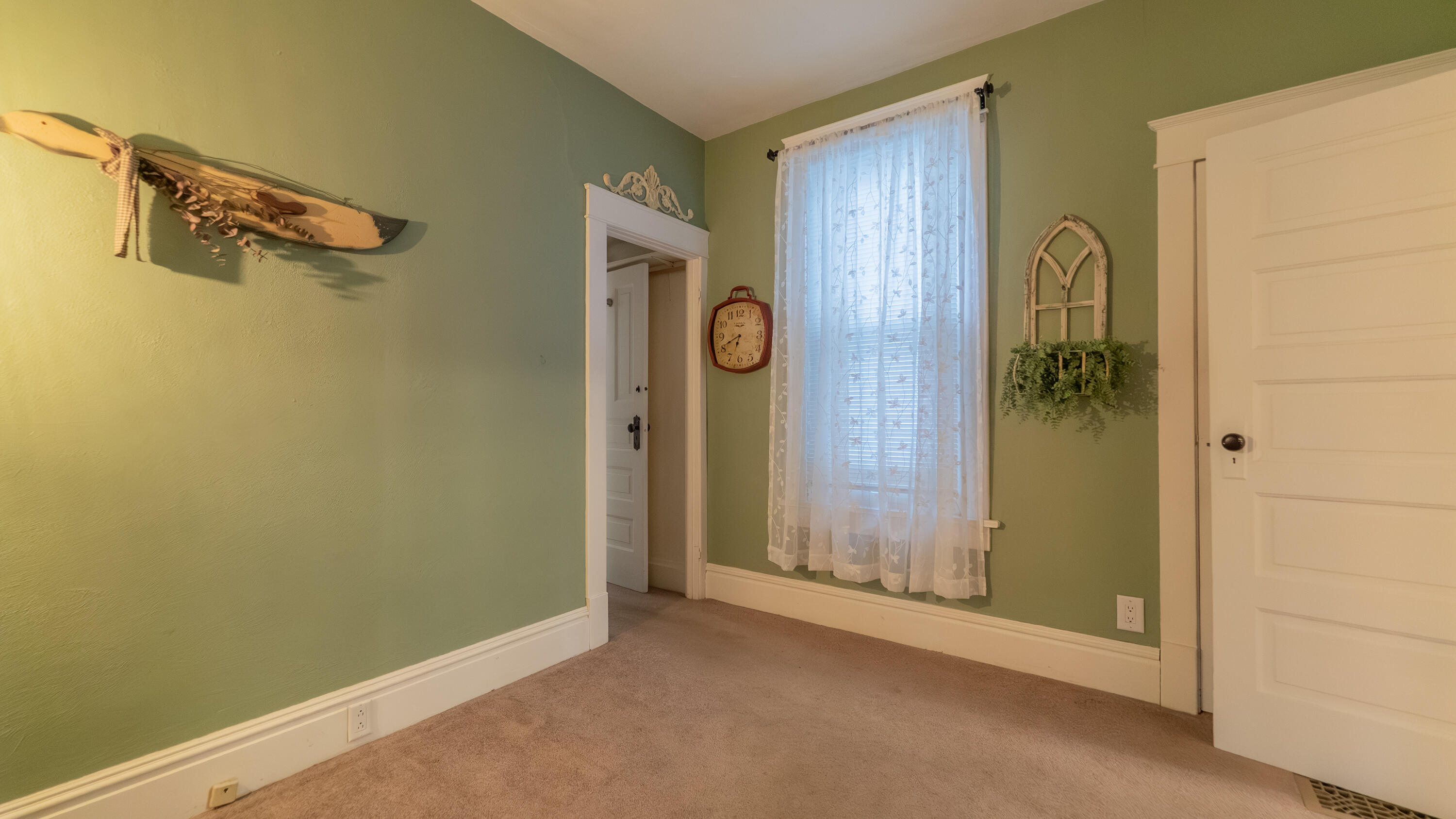 401 E Street La Porte, IN 46350 - Photo 17 of 29 3000x1687