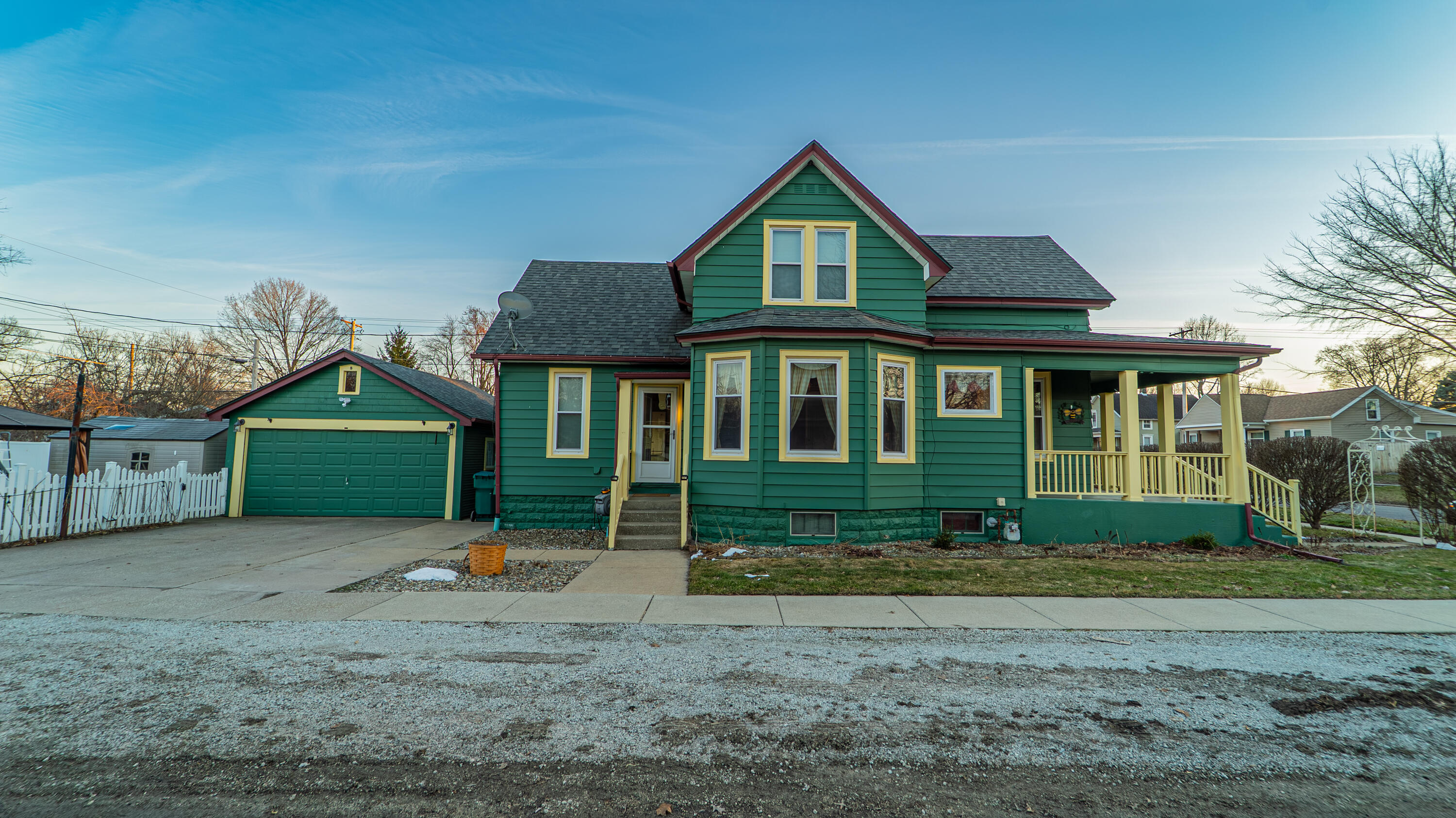 401 E Street La Porte, IN 46350 - Photo 4 of 29 3000x1687