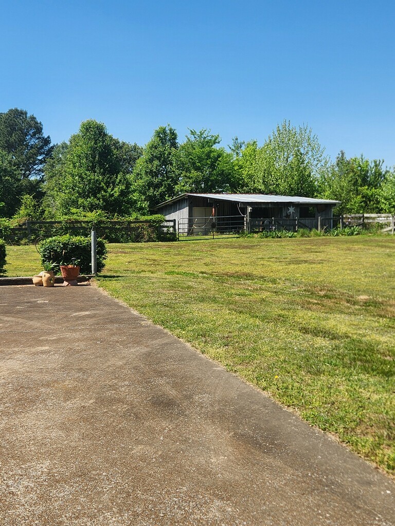 307 Stribling Road Lawrenceburg, TN 38464 - Photo 6 of 26