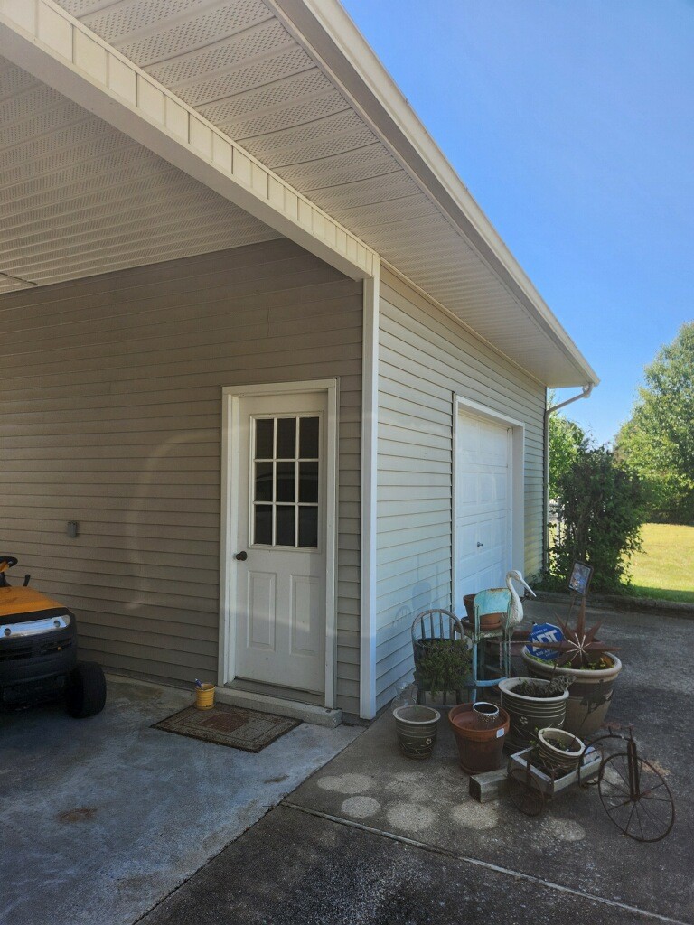 307 Stribling Road Lawrenceburg, TN 38464 - Photo 8 of 26