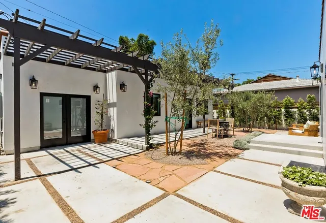 $2,798,000 | 3364 Garden Avenue, Los Angeles, CA 90039