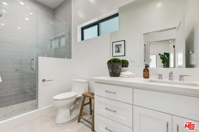 $2,798,000 | 3364 Garden Avenue, Los Angeles, CA 90039