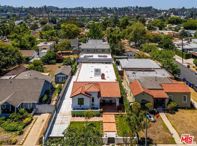 $2,798,000 | 3364 Garden Avenue, Los Angeles, CA 90039