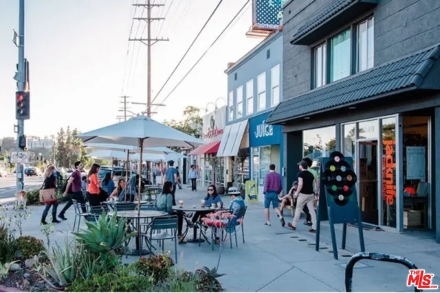 $2,798,000 | 3364 Garden Avenue, Los Angeles, CA 90039