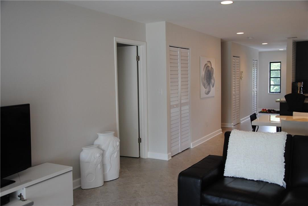 8440 Casa Del Lago, Unit 23J Boca Raton, FL 33433 - Photo 4 of 25 Photo 4