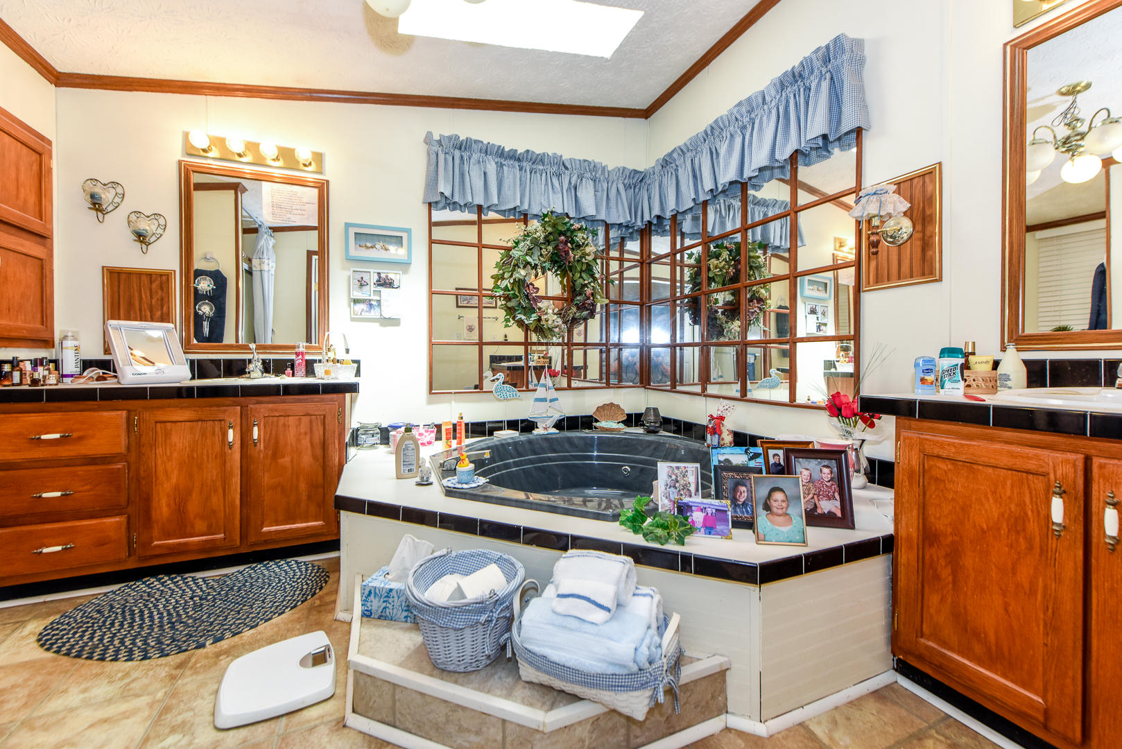 208 Disco Loop Road Friendsville, TN 37737 - Photo 21 of 40 Master Bath