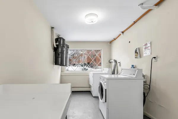 a large building with a lot of windows