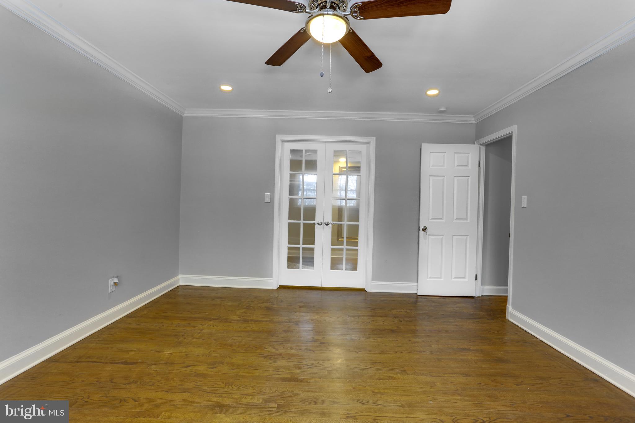 7124 Devonshire Road Alexandria, VA 22307 - Photo 23 of 66 Huge Master Suite