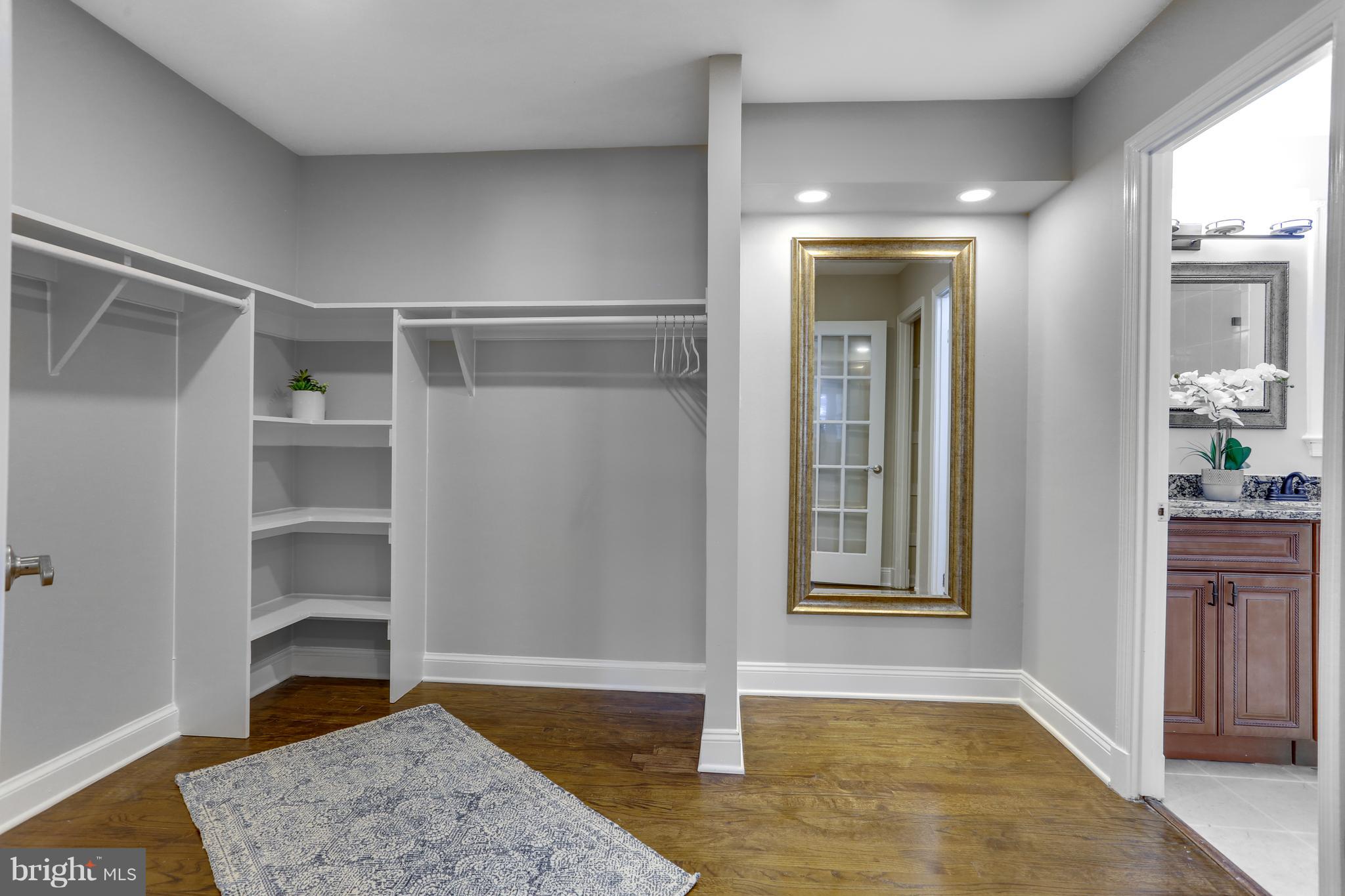 7124 Devonshire Road Alexandria, VA 22307 - Photo 27 of 66 Huge Walk-in closet