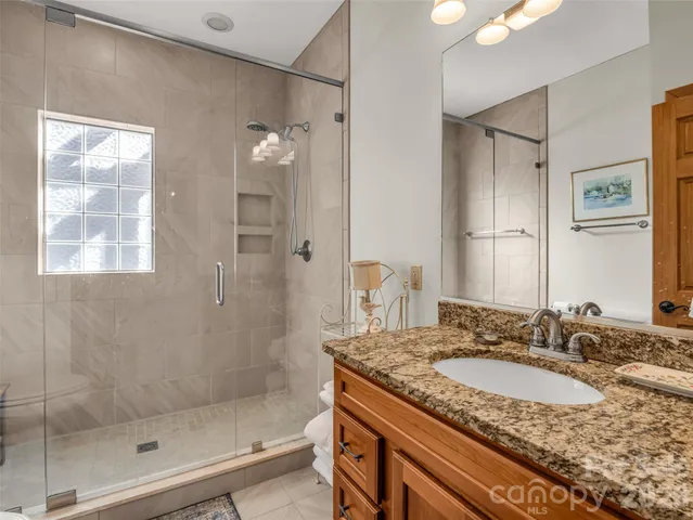 $725,000 | 32 Zebulon Lane, Mars Hill, NC 28754