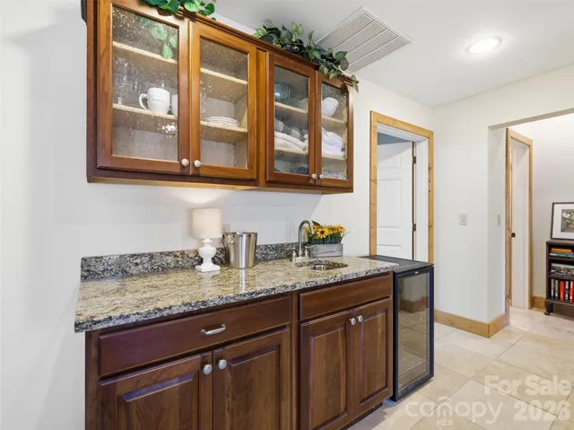 $725,000 | 32 Zebulon Lane, Mars Hill, NC 28754