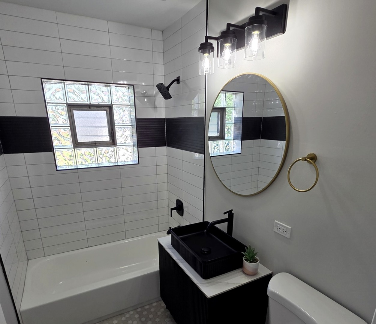 7447 Beloit Avenue Bridgeview, IL 60455 - Photo 16 of 32