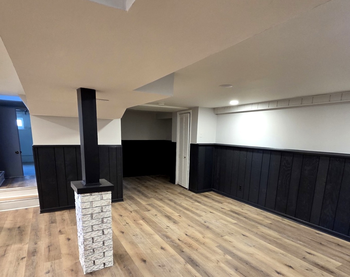 7447 Beloit Avenue Bridgeview, IL 60455 - Photo 25 of 32