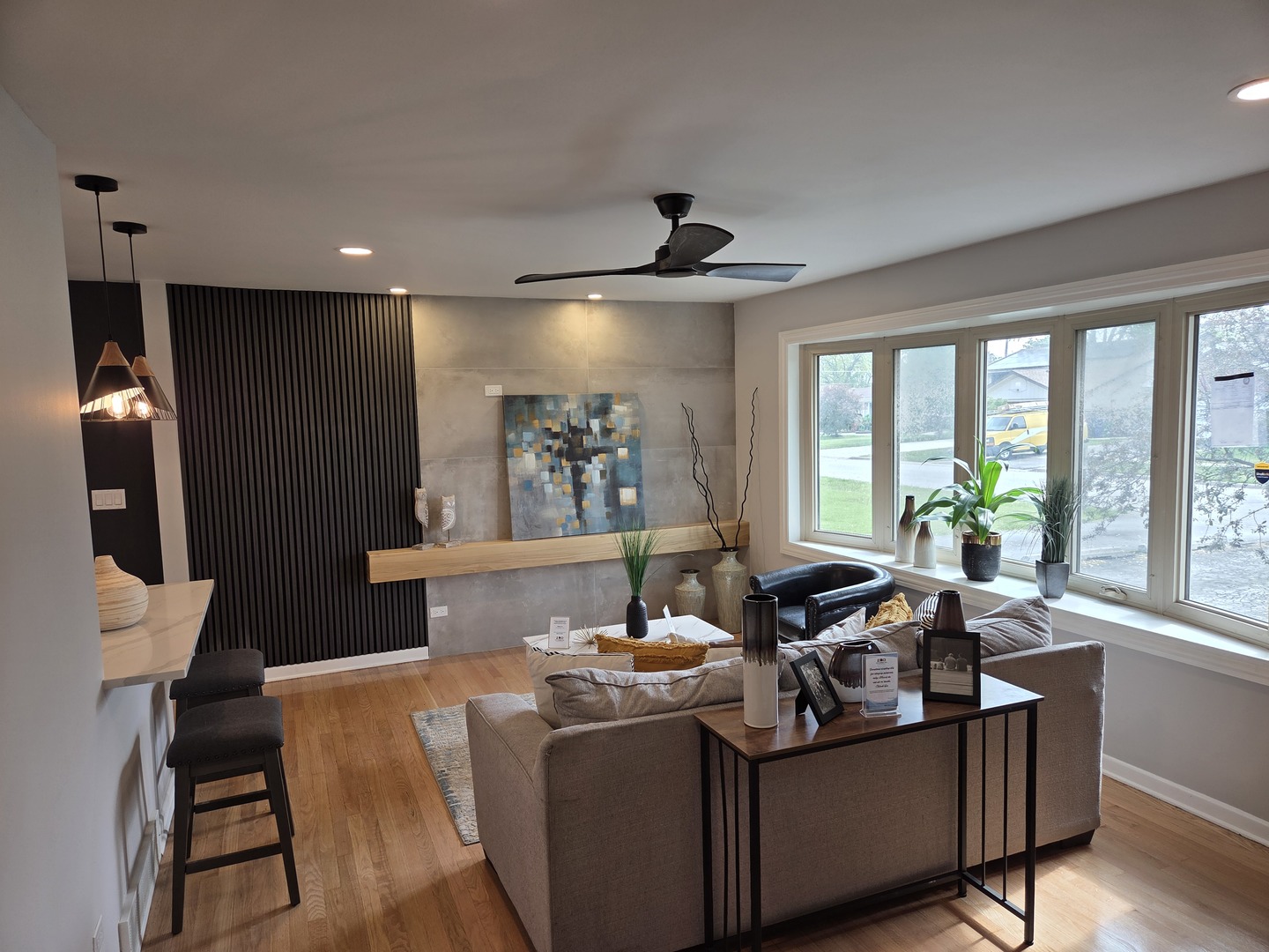 7447 Beloit Avenue Bridgeview, IL 60455 - Photo 4 of 32