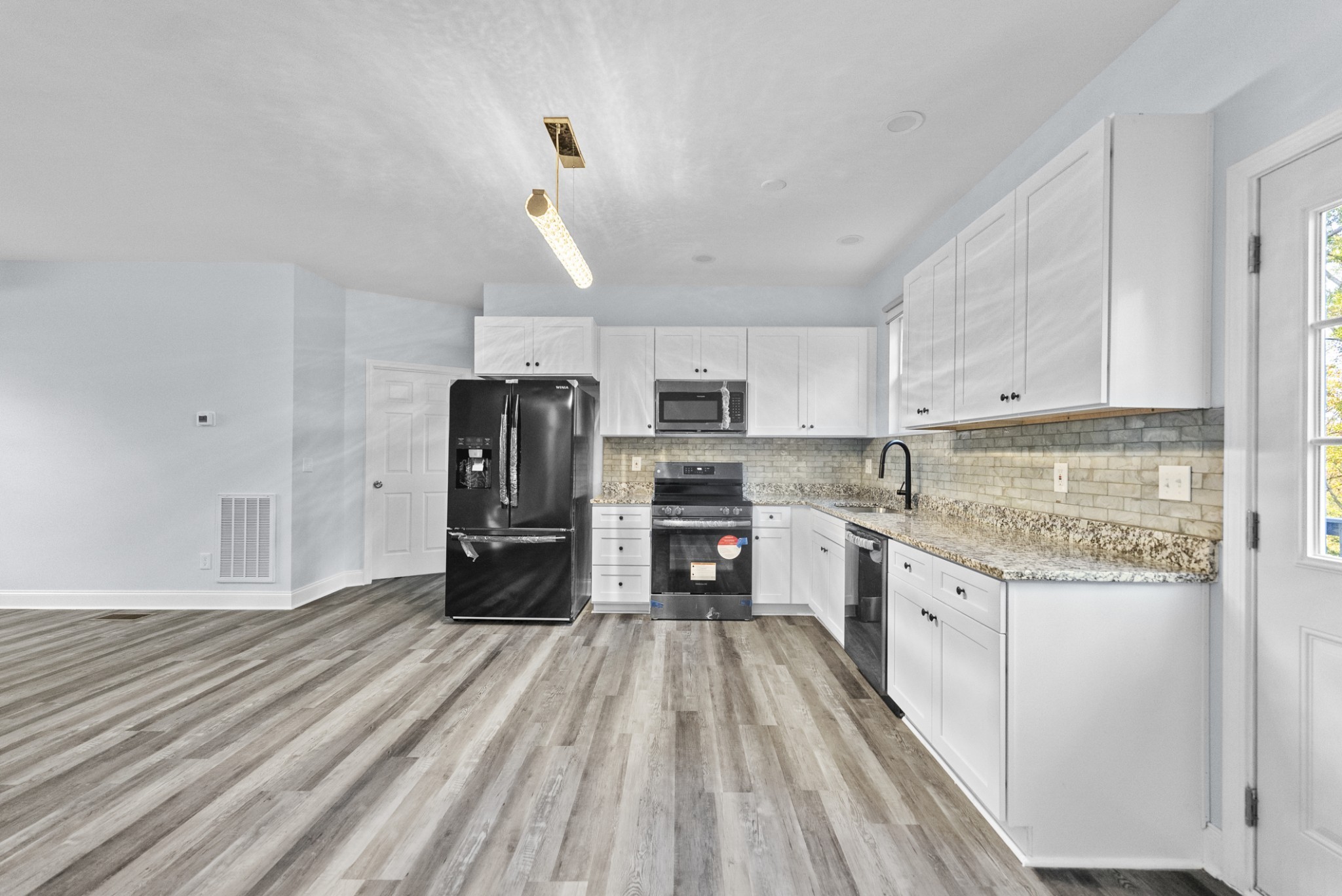 1084 Ben Collier Road Charlotte, TN 37036 - Photo 13 of 26