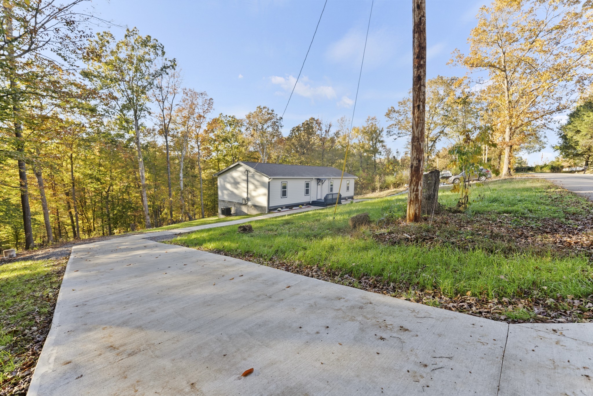 1084 Ben Collier Road Charlotte, TN 37036 - Photo 6 of 26