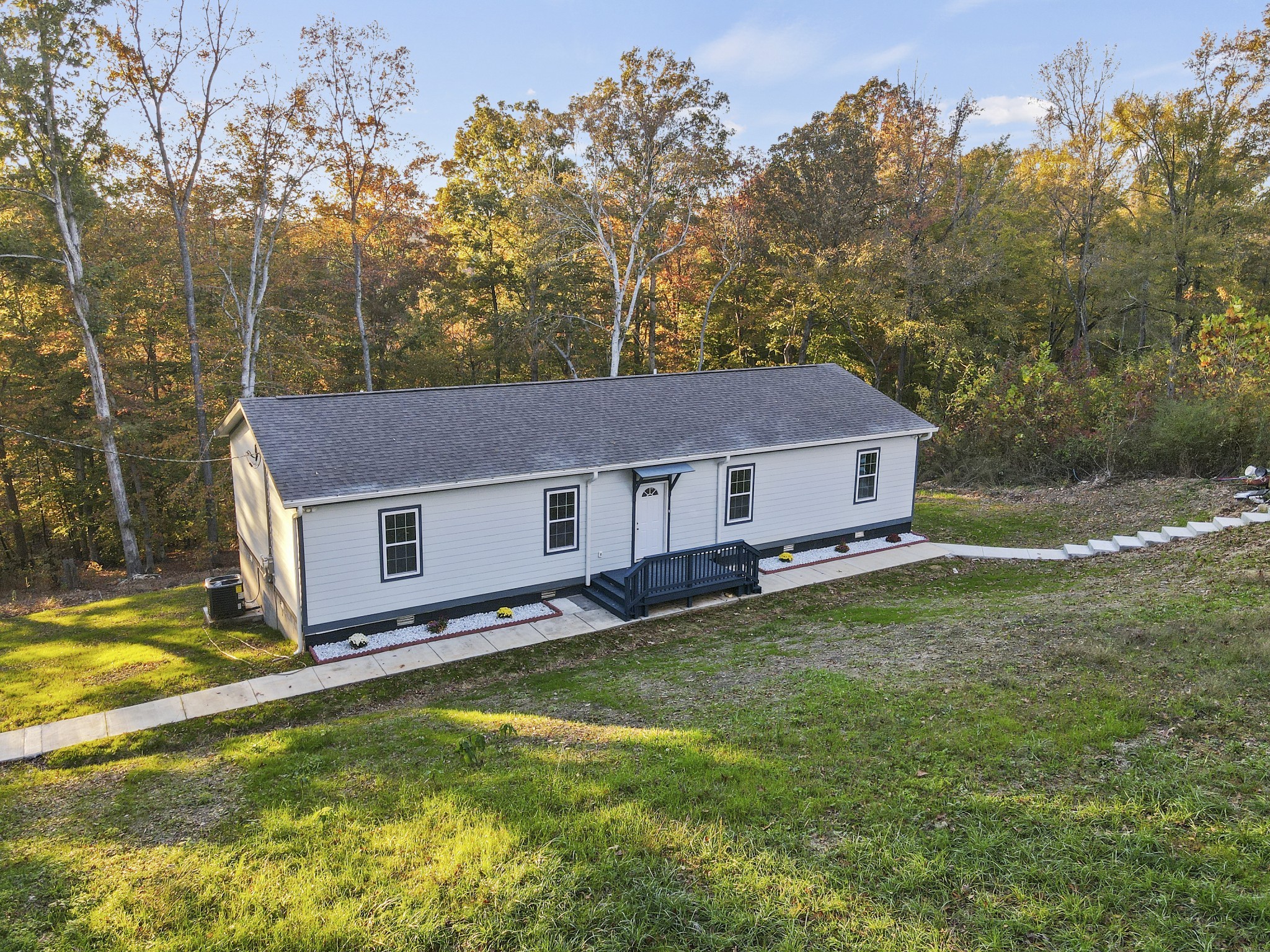 1084 Ben Collier Road Charlotte, TN 37036 - Photo 10 of 26