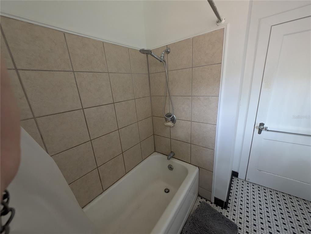234 Southwest 3rd Street Gainesville, FL 32601 - Photo 16 of 20