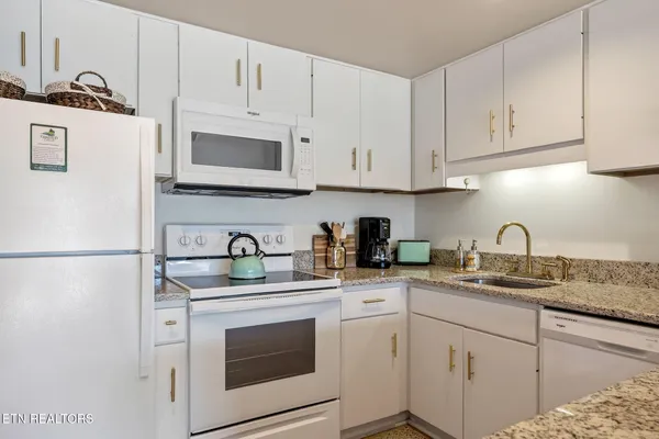 $219,900 | 71 Eagle Court, Crossville, TN 38558