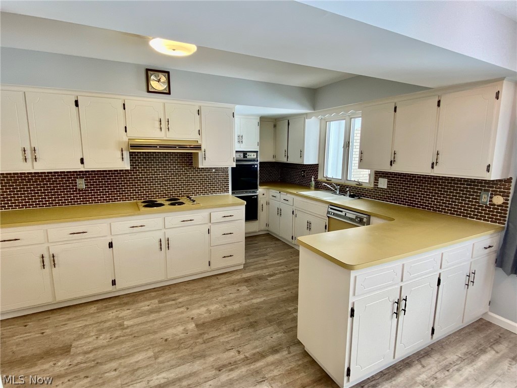 986 Brainard Road Cleveland, OH 44143 - Photo 5 of 33 Gallery Image 5