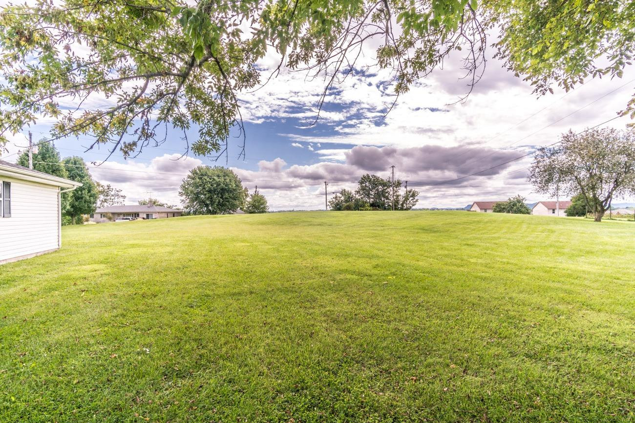 1432 Richmond Road North Berea, KY 40403 - Photo 13 of 47 Photo 13