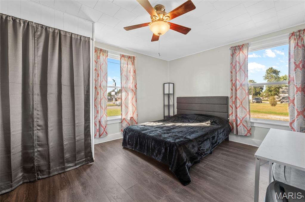 216 South Mine Street Sandoval, IL 62882 - Photo 11 of 31