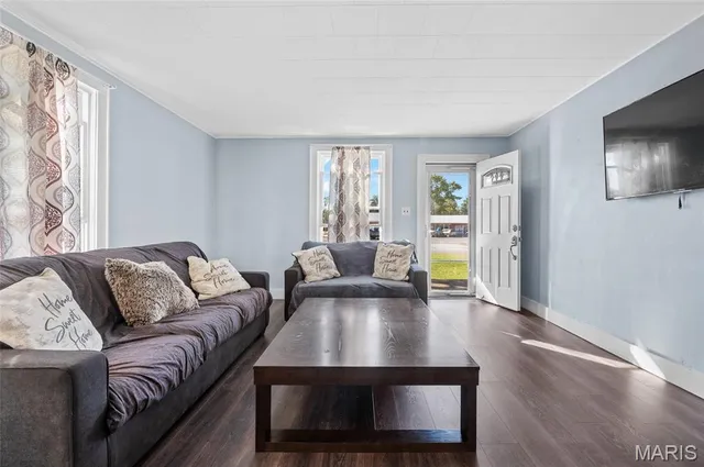 $146,500 | 216 South Mine Street, Sandoval, IL 62882