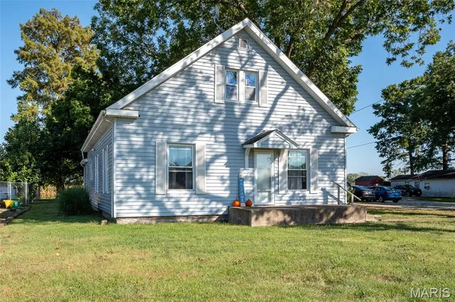 $146,500 | 216 South Mine Street, Sandoval, IL 62882