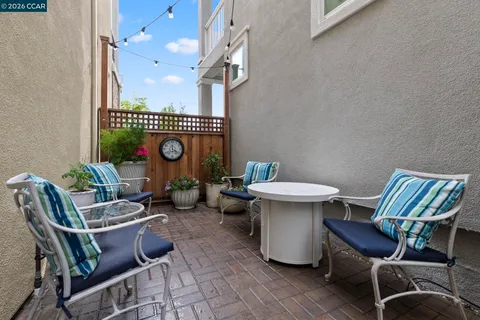$1,738,888 | 7195 Calistoga Lane, Dublin, CA 94568