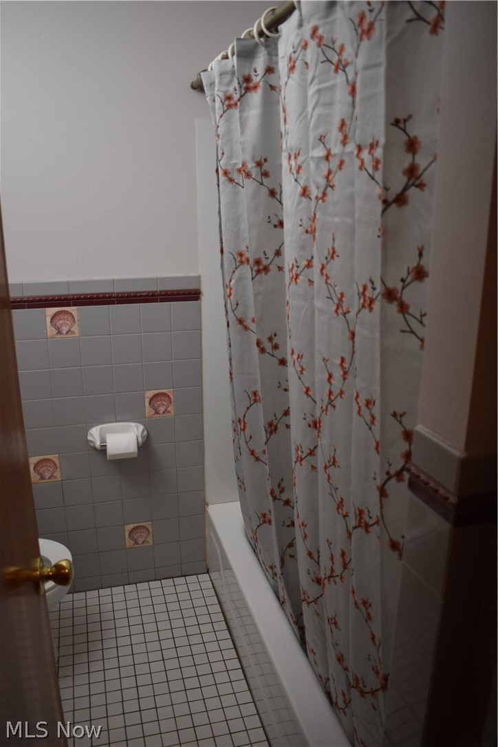 4117 Valley Road Cleveland, OH 44109 - Photo 10 of 32