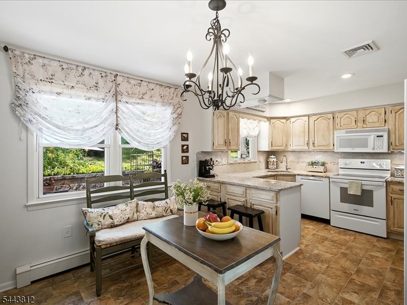 76 Long Hill Road Gillette, NJ 07933 - Photo 9 of 29